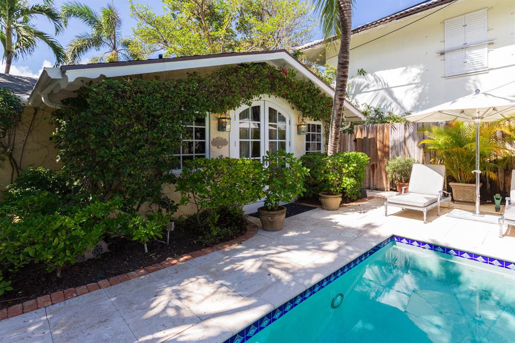 OCEAN PARK H W ROBBINS - Residential