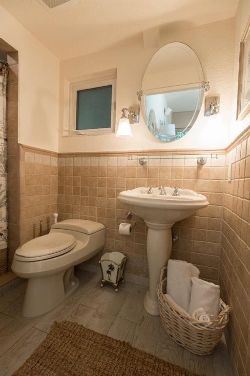 OCEAN PARK H W ROBBINS - Residential