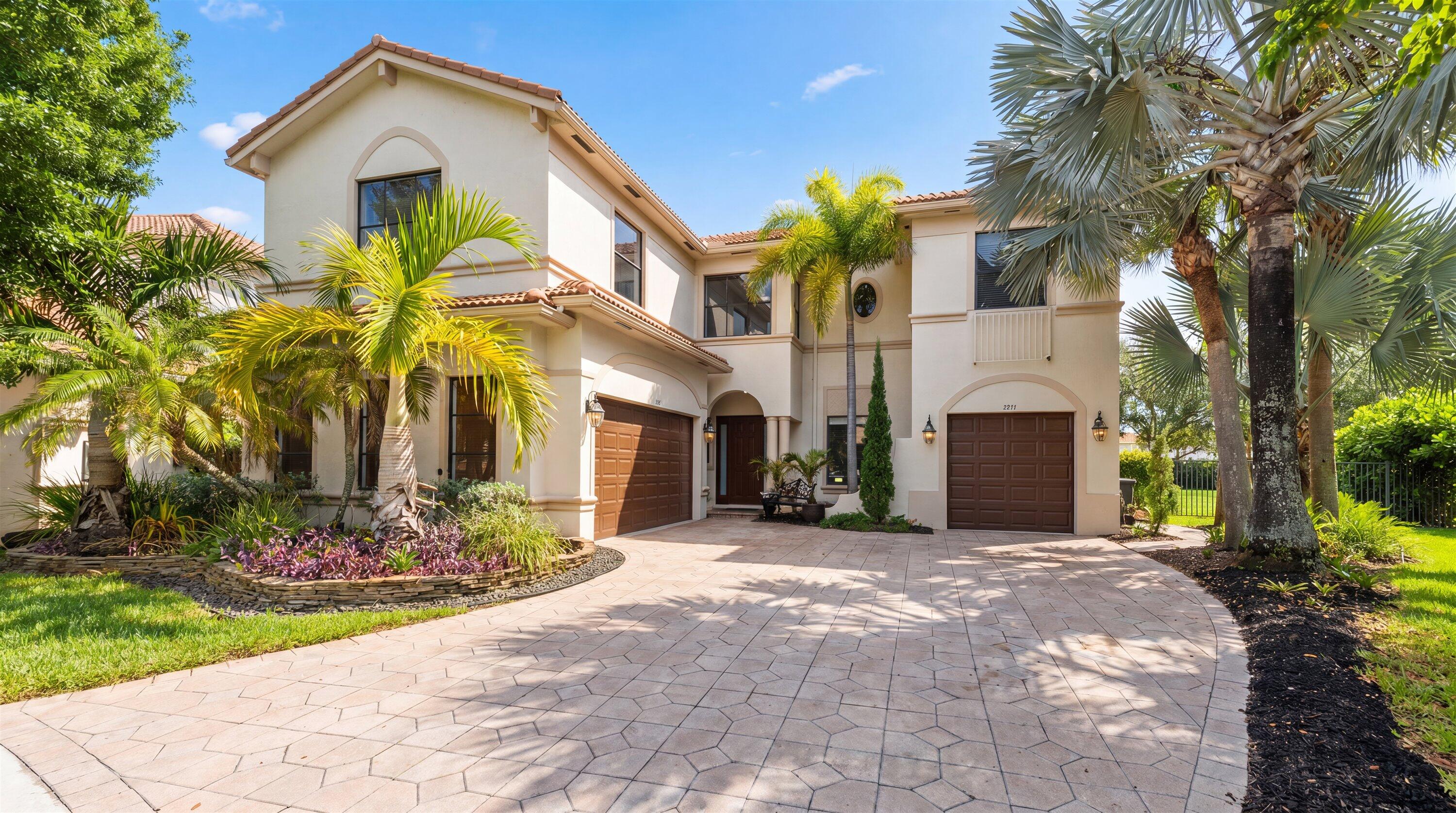1215 Creekside Drive