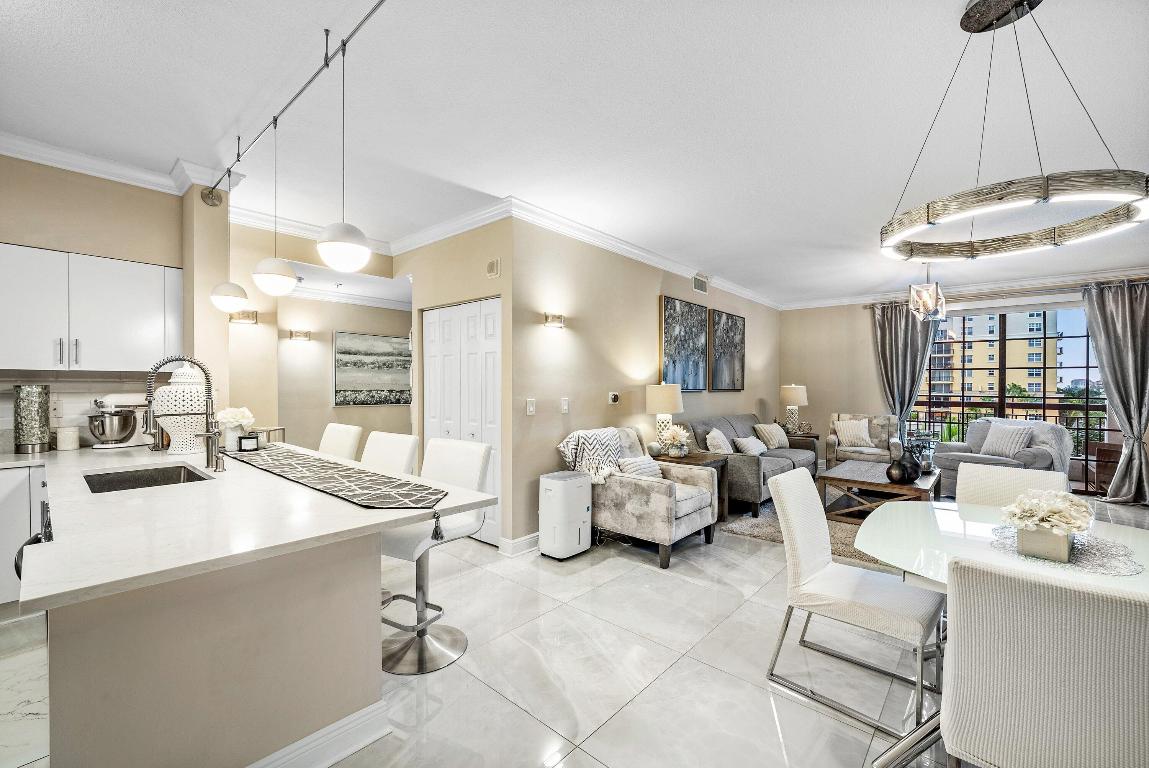 233 S Federal Highway 509