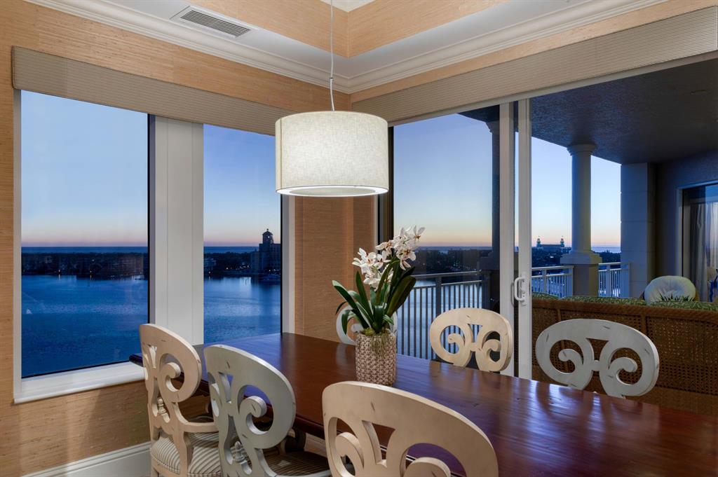 ONE WATERMARK PLACE OF THE PALM BEACHES - Residential