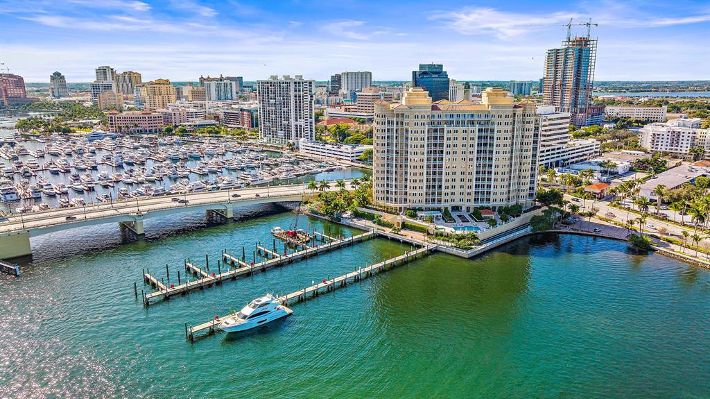 ONE WATERMARK PLACE OF THE PALM BEACHES - Residential