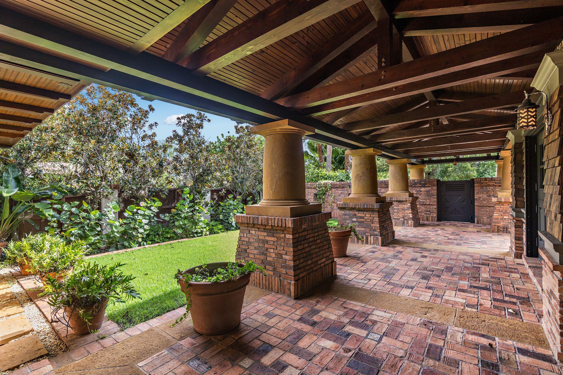 S/D OF 10-44-43, GOV LTS 1, 2 & 3 - Residential