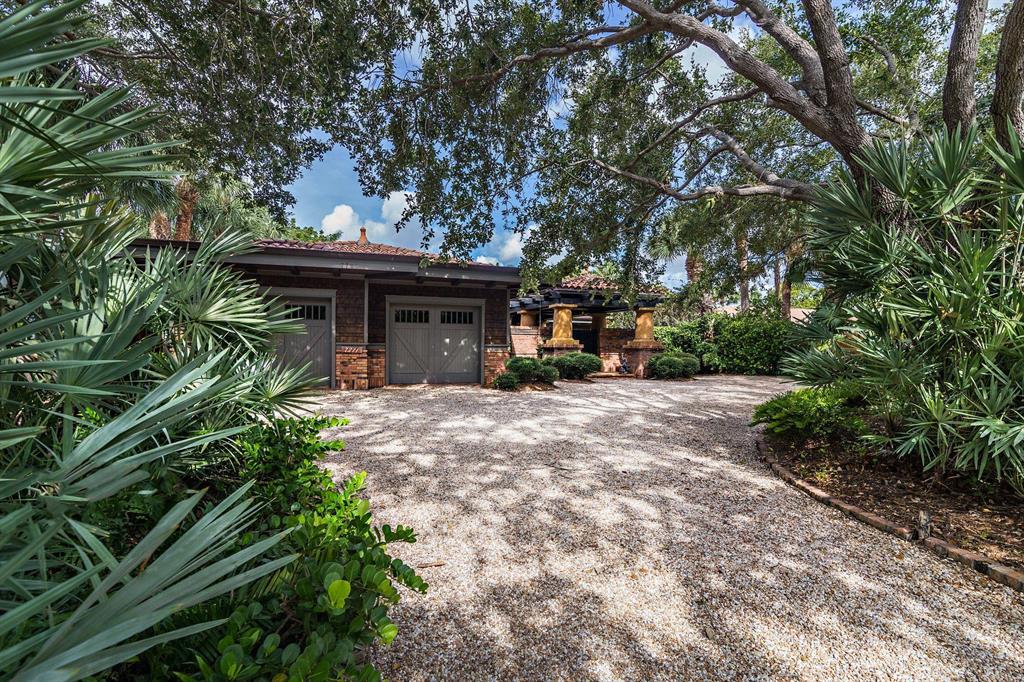 S/D OF 10-44-43, GOV LTS - Residential