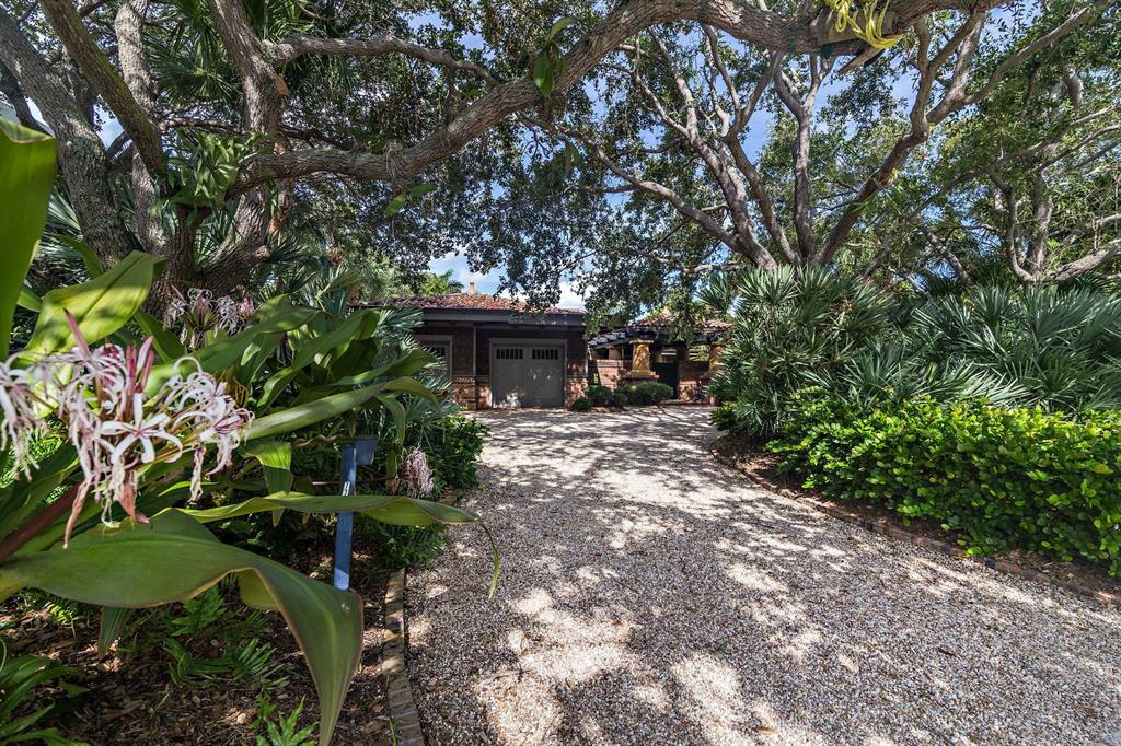 S/D OF 10-44-43, GOV LTS - Residential