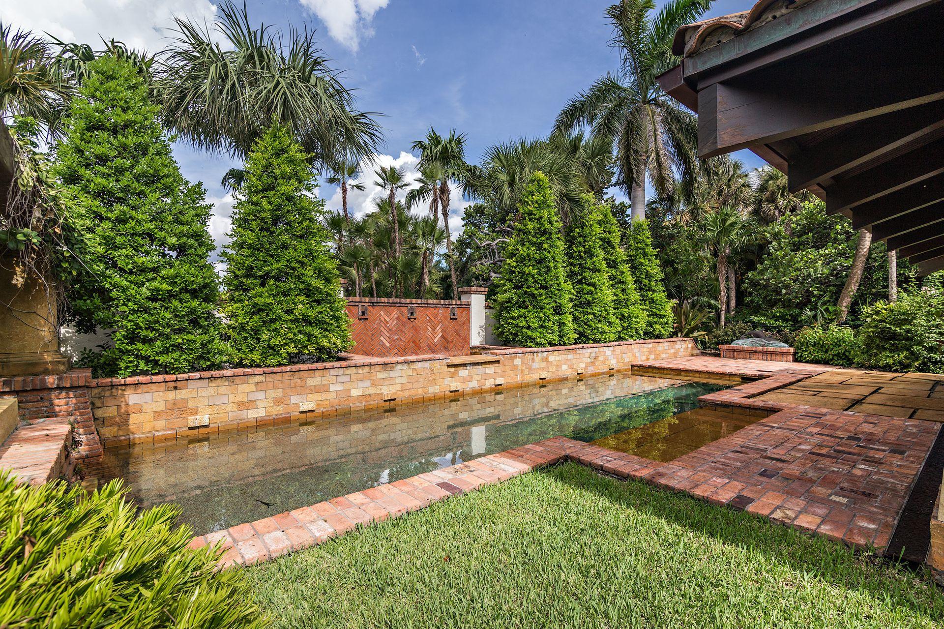 S/D OF 10-44-43, GOV LTS 1, 2 & 3 - Residential