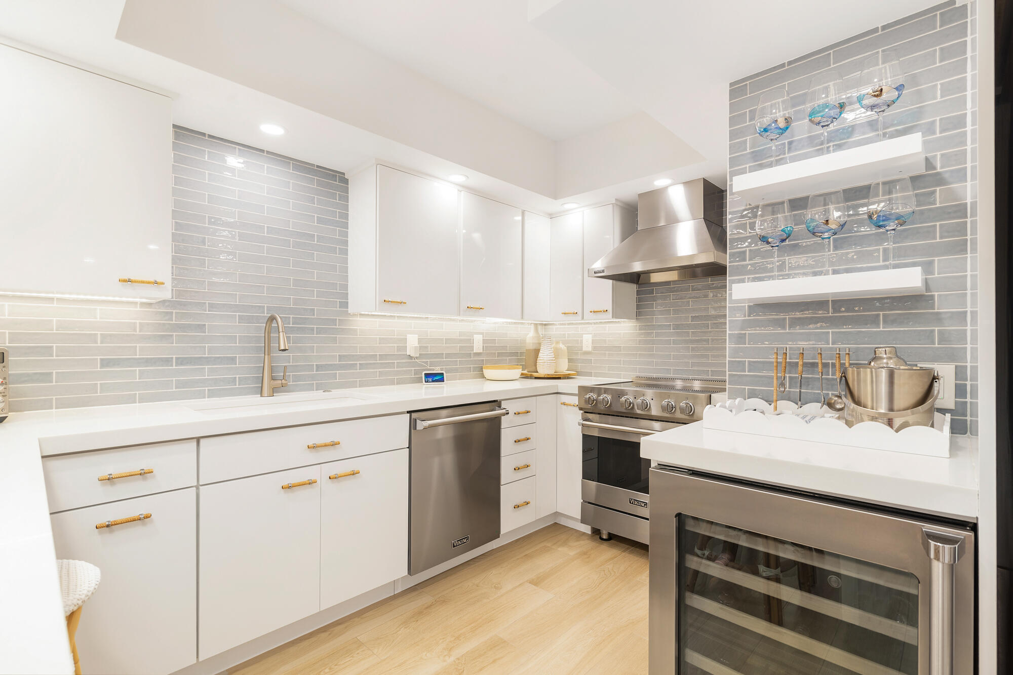 MERIDIAN OF PALM BEACH CONDO - Residential