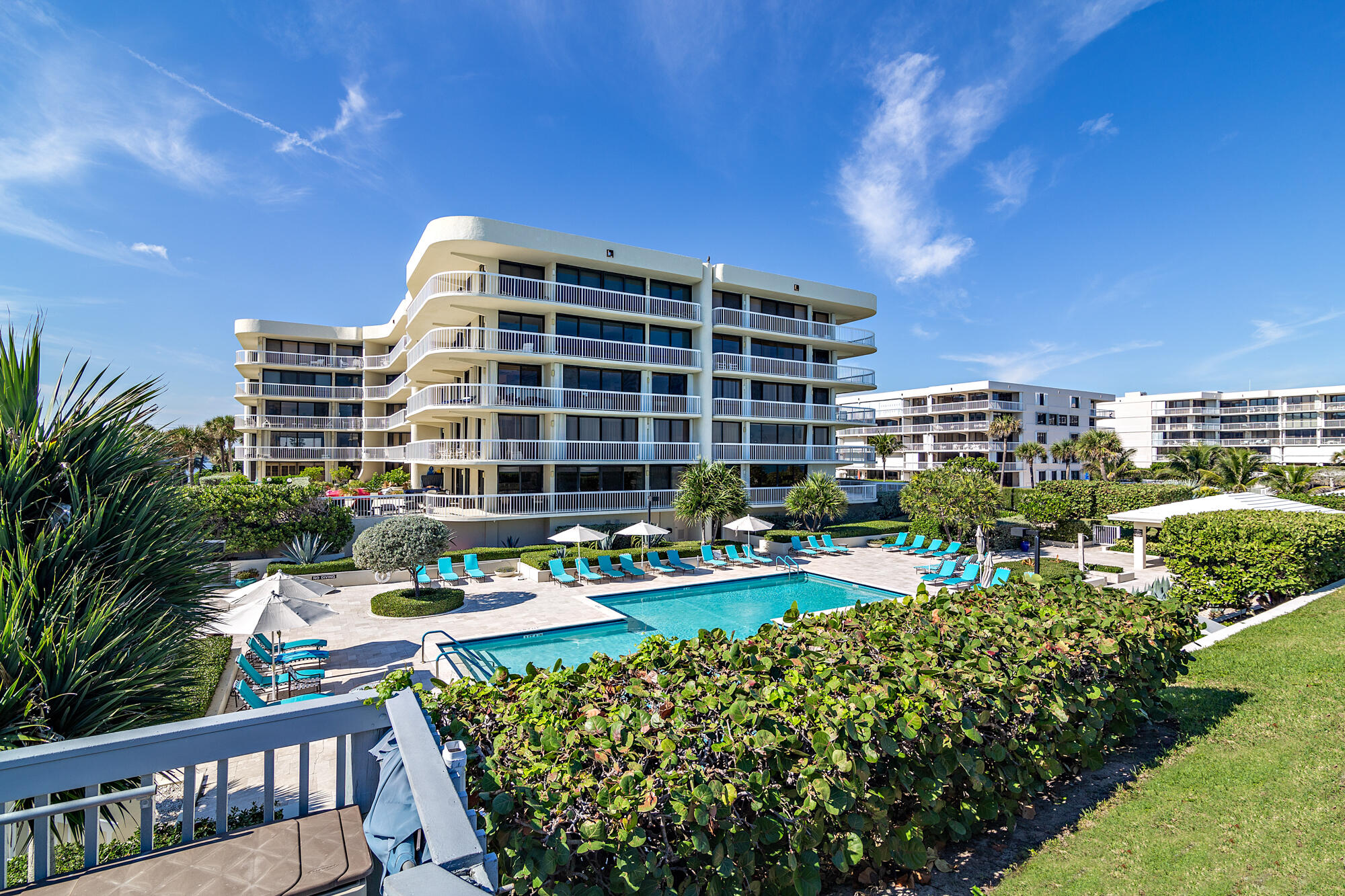 MERIDIAN OF PALM BEACH CONDO - Residential