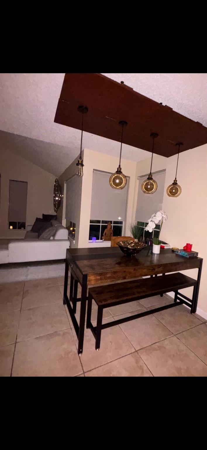 1215 Crystal B Way B