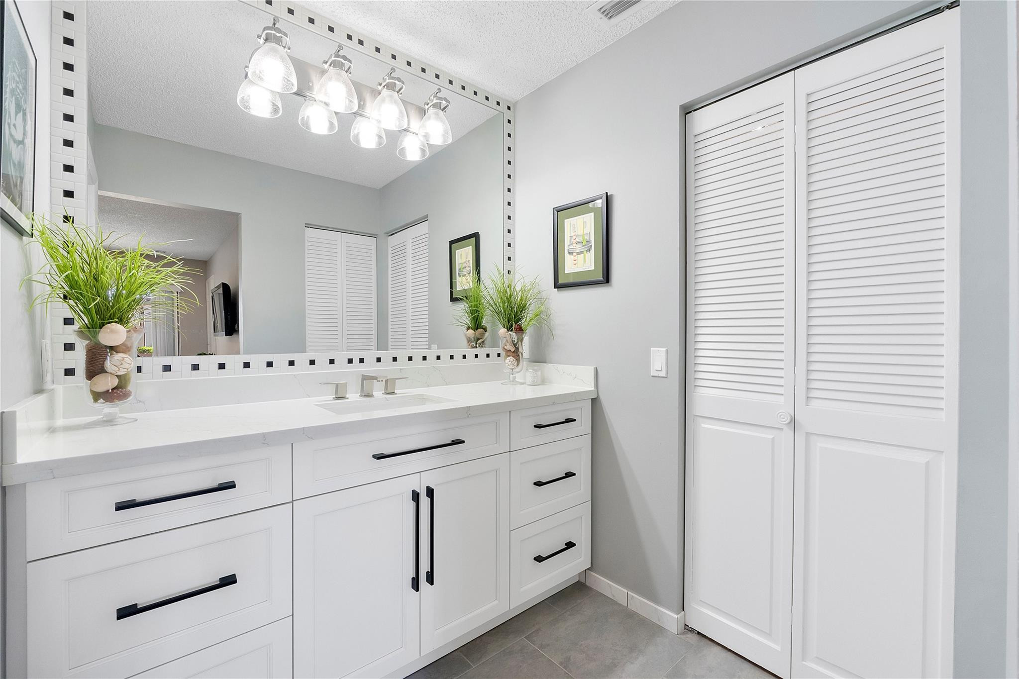 The Lakes of Deer Creek - Residential