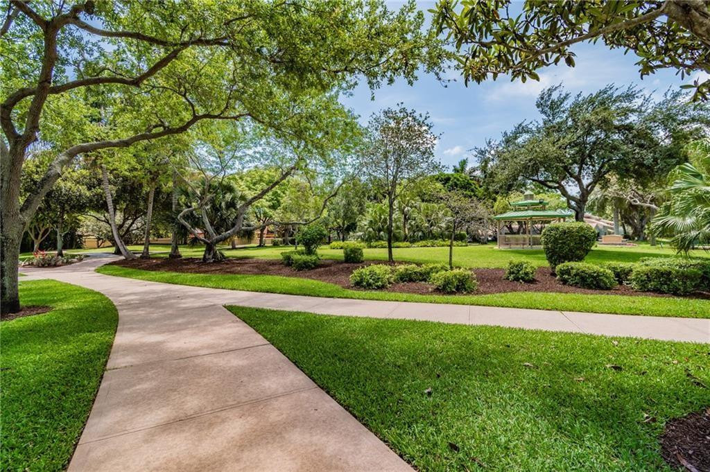 The Lakes of Deer Creek - Residential