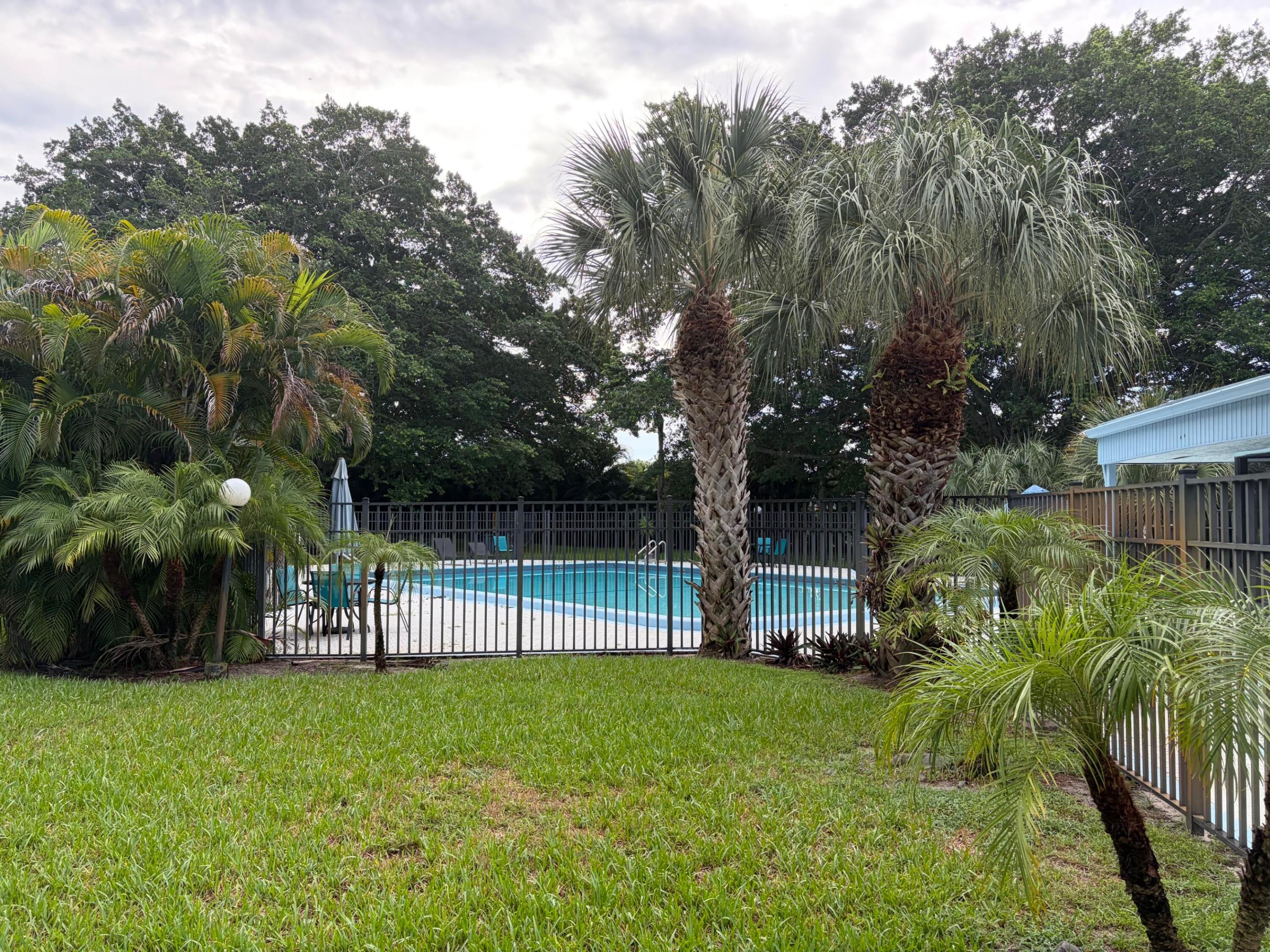 9370 SW 8th Street 118