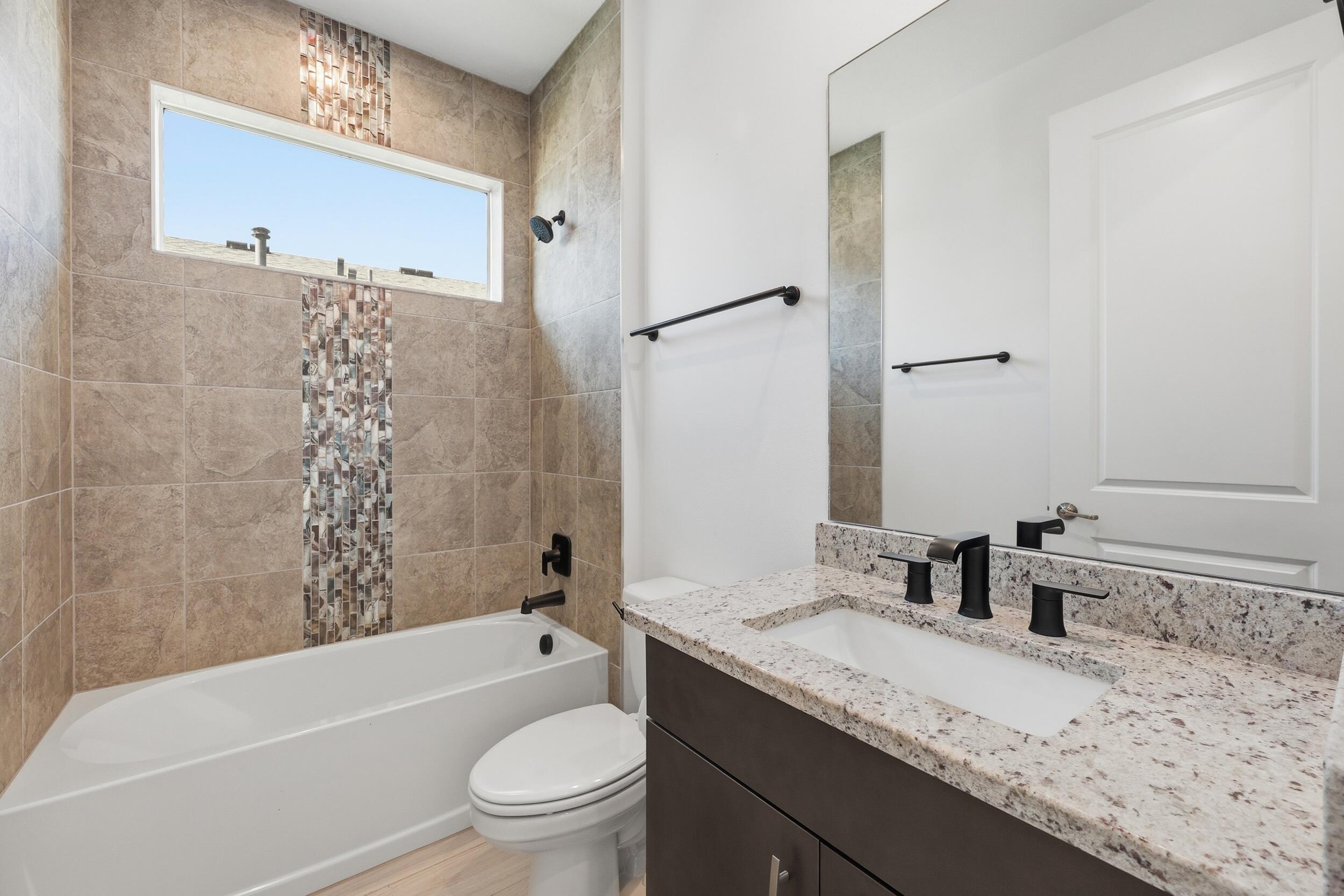 EMERY II - Residential