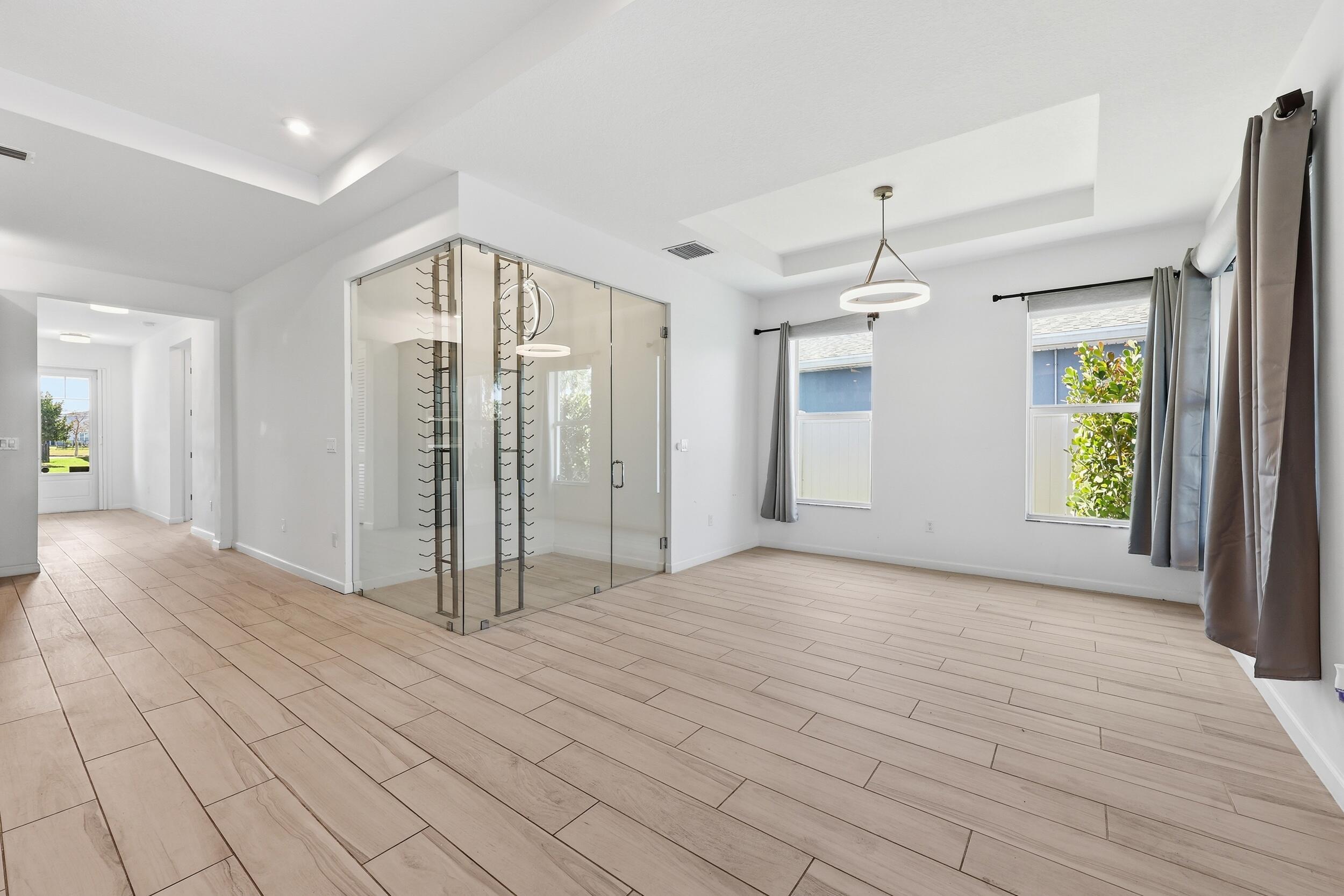 EMERY II - Residential