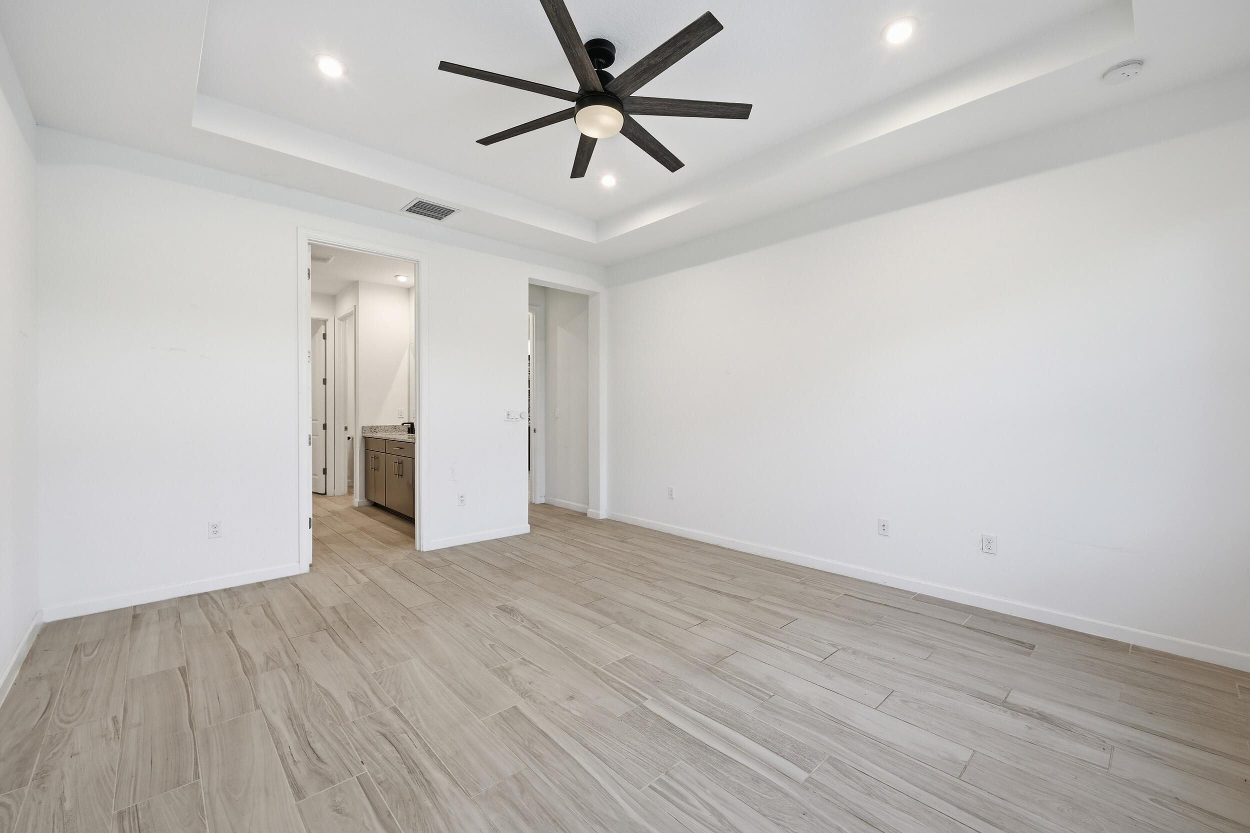 EMERY II - Residential