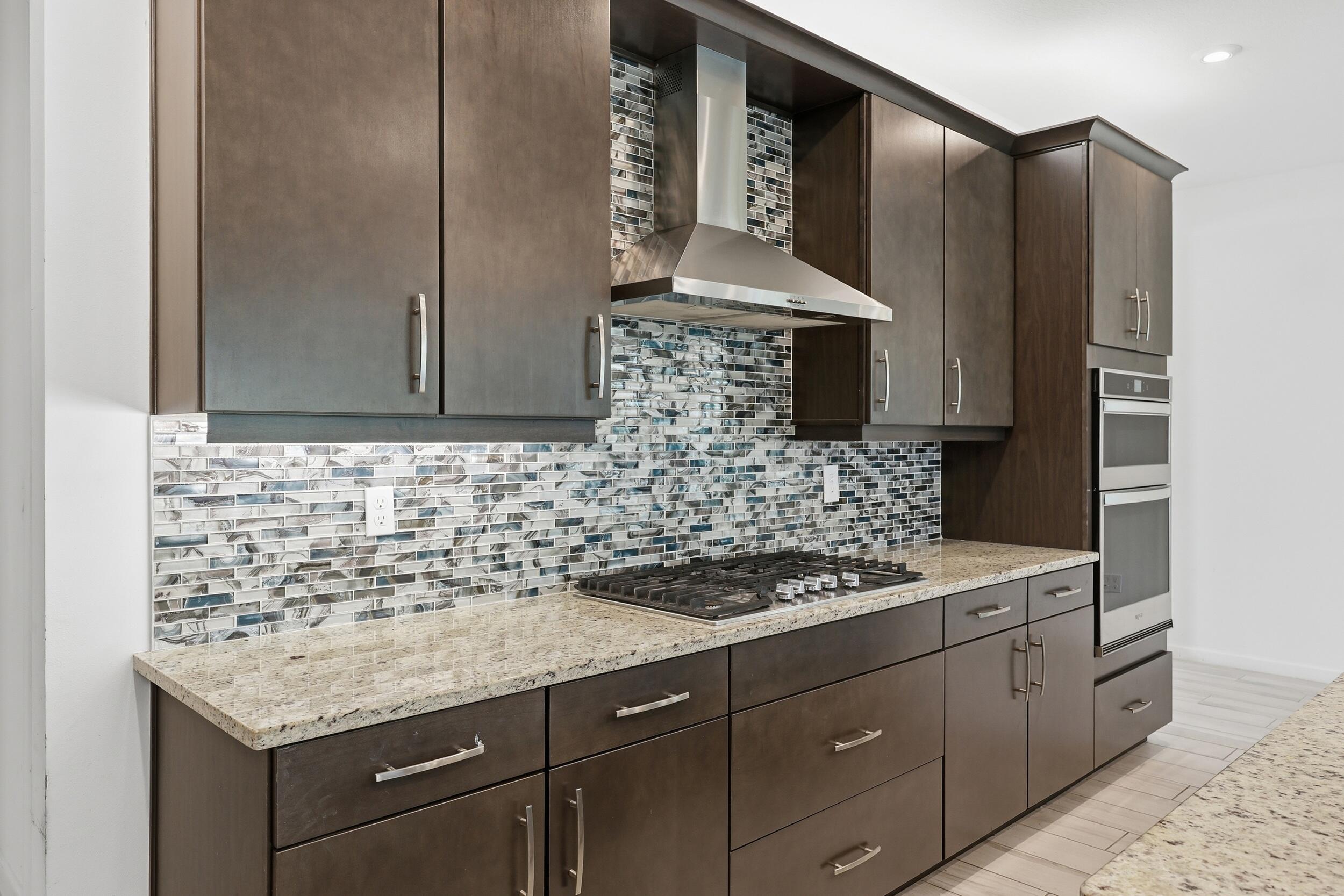 EMERY II - Residential