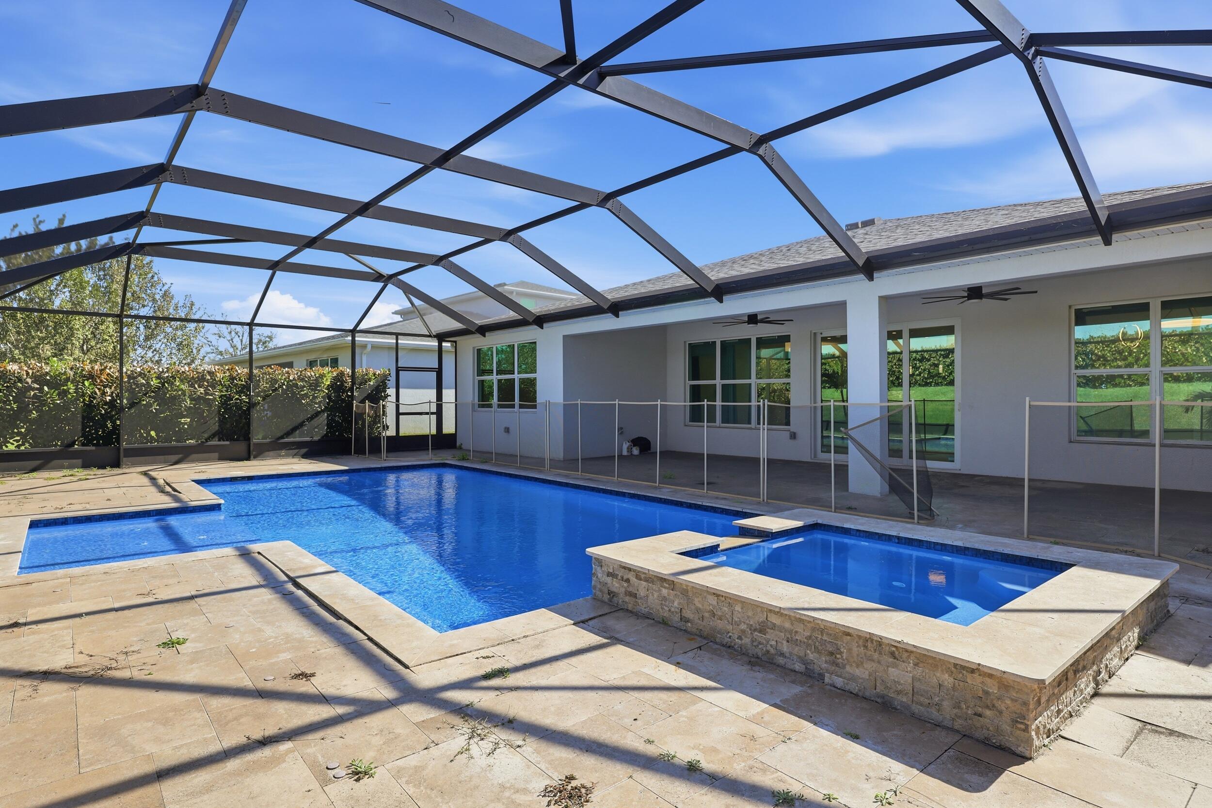 EMERY II - Residential