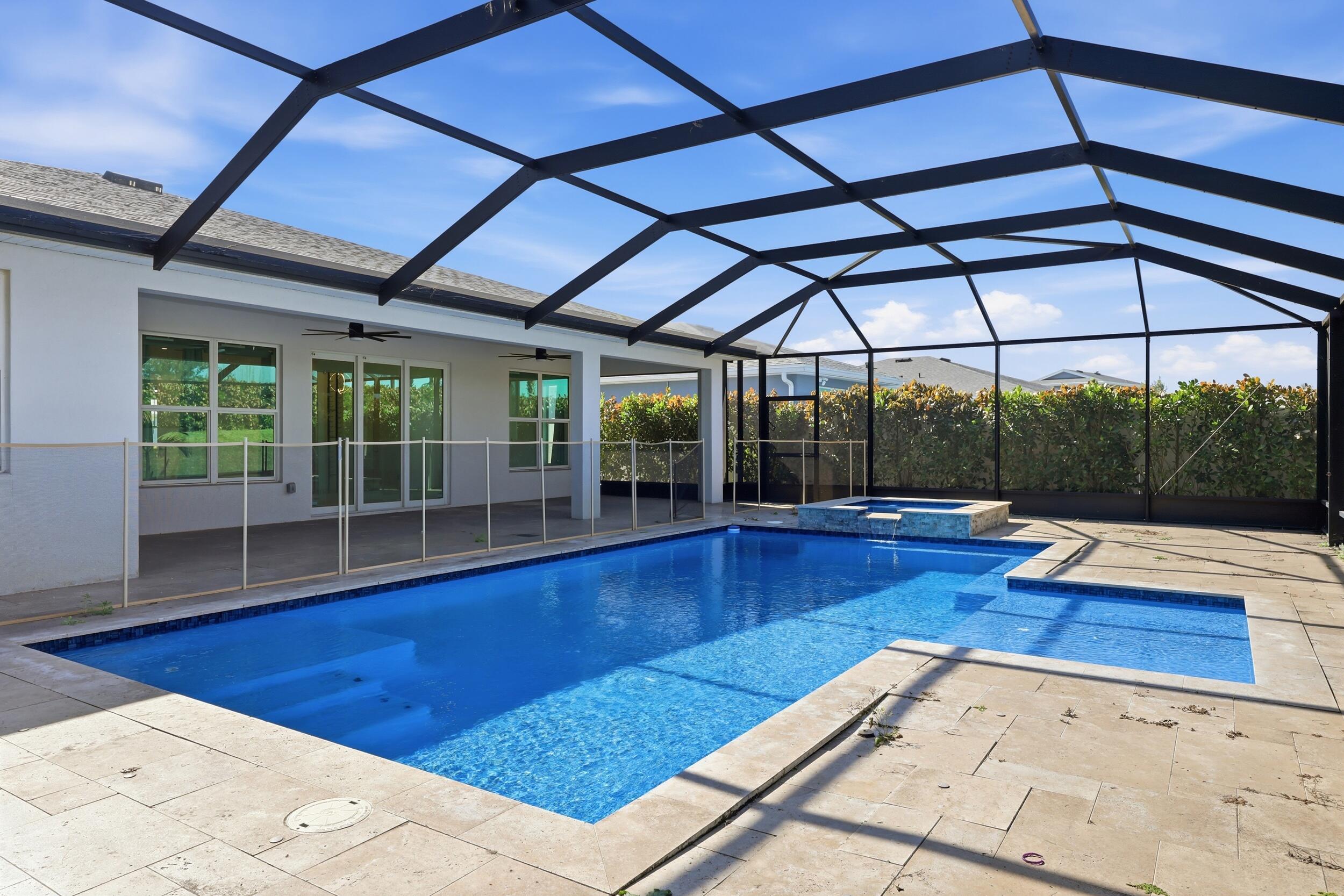 EMERY II - Residential