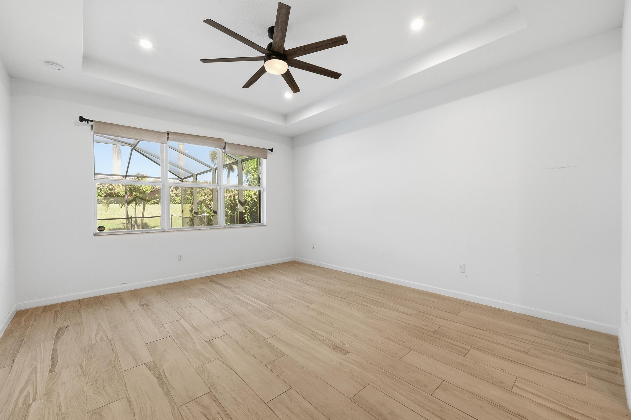 EMERY II - Residential