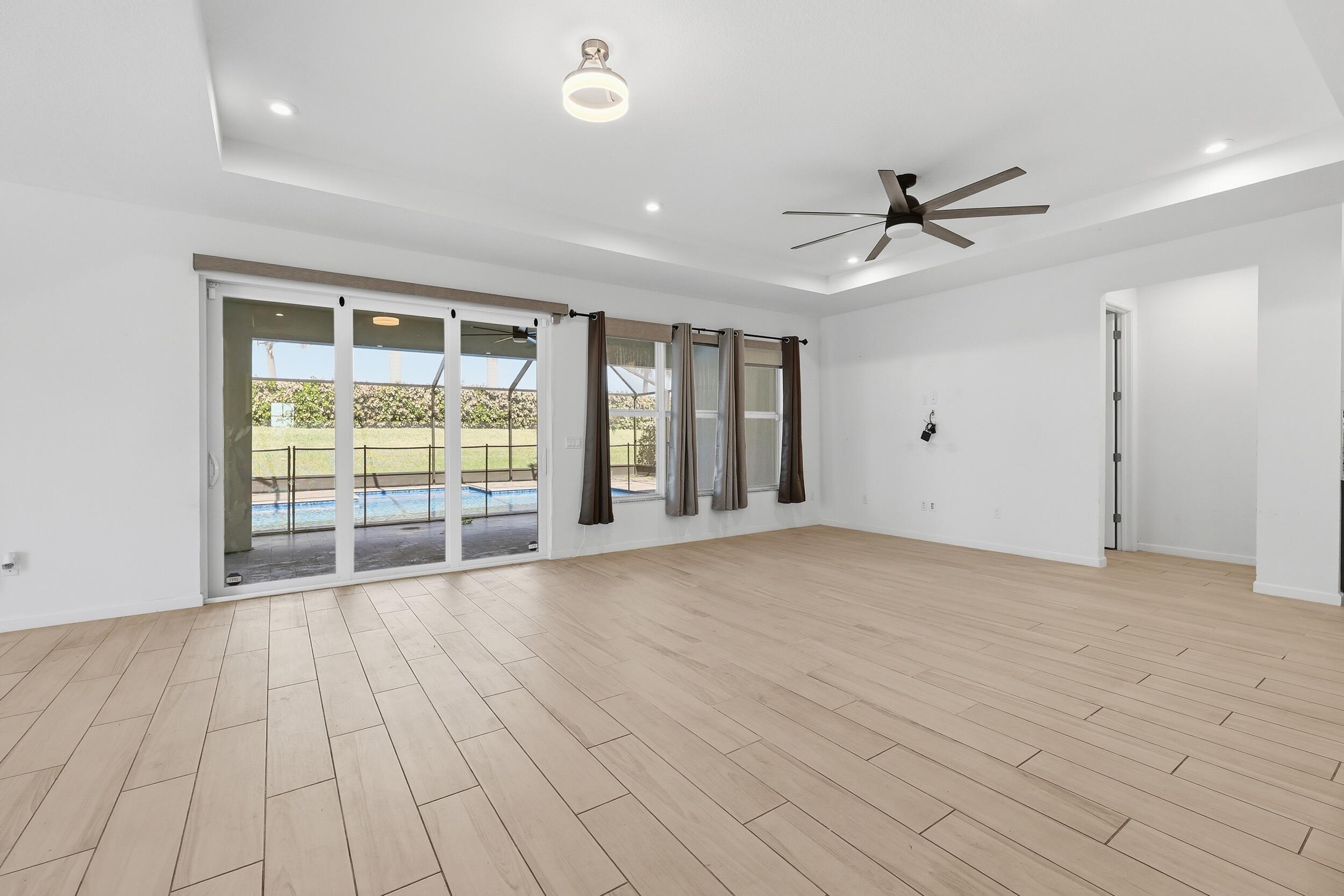 EMERY II - Residential