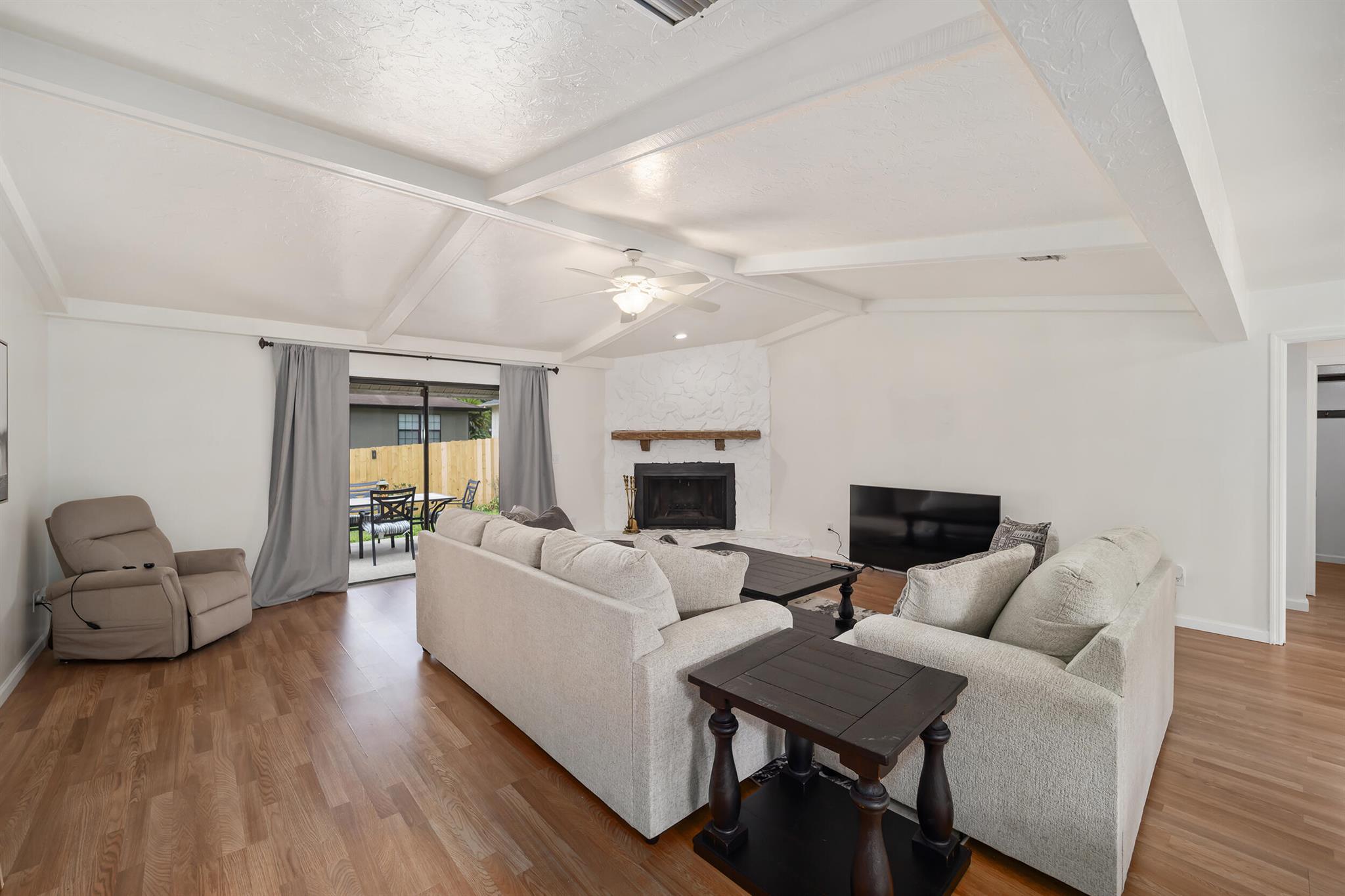 FRST VILLAS 02 - Residential