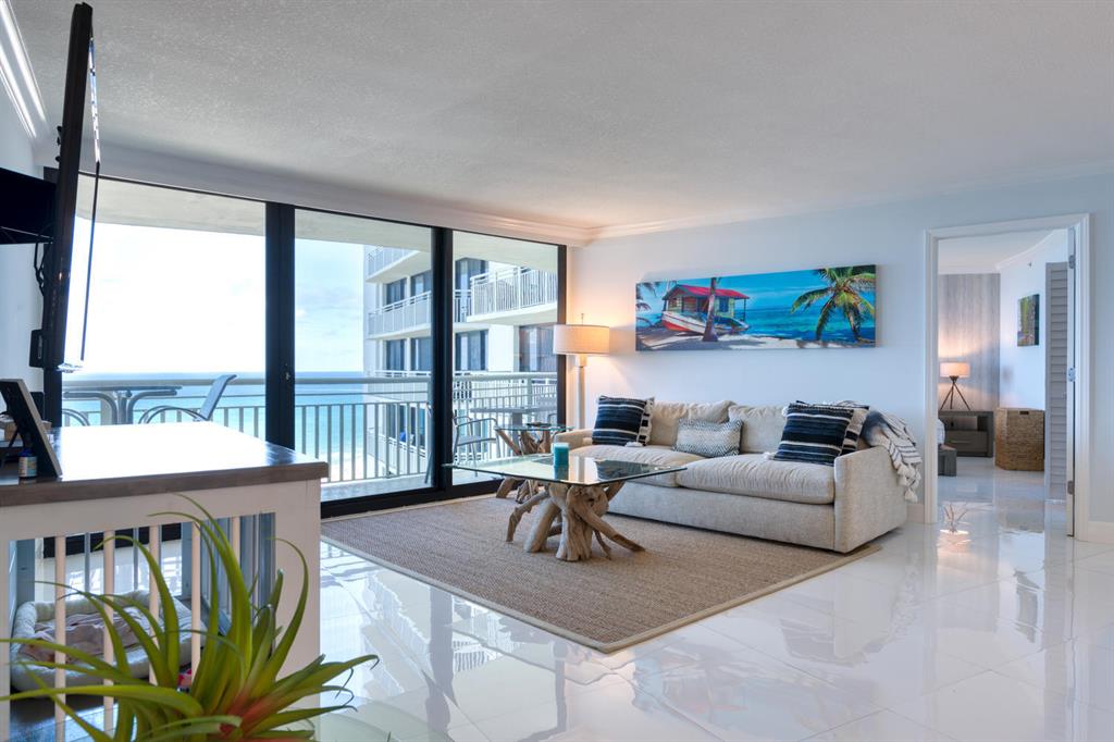 TIARA CONDO - Residential