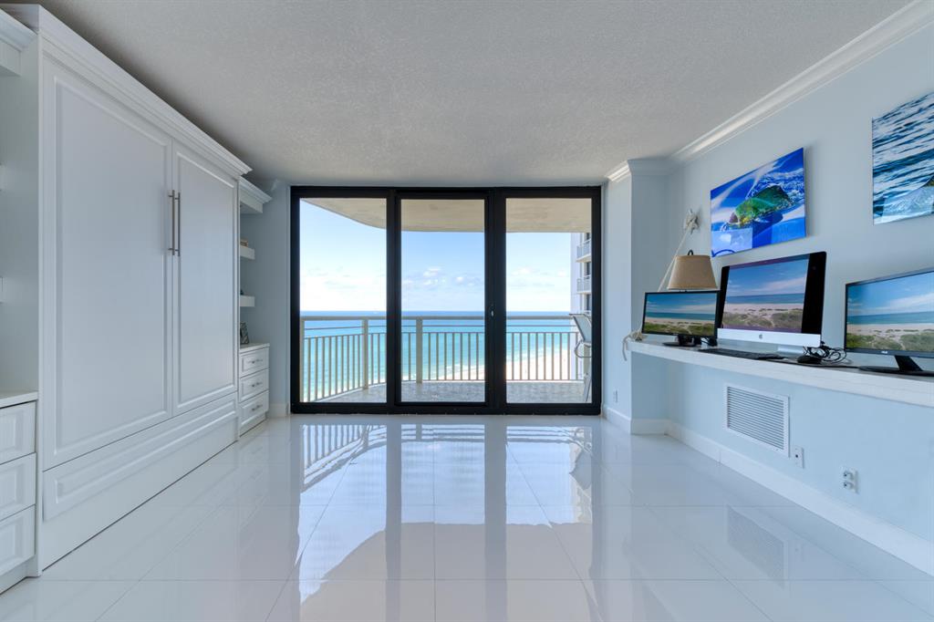 TIARA CONDO - Residential