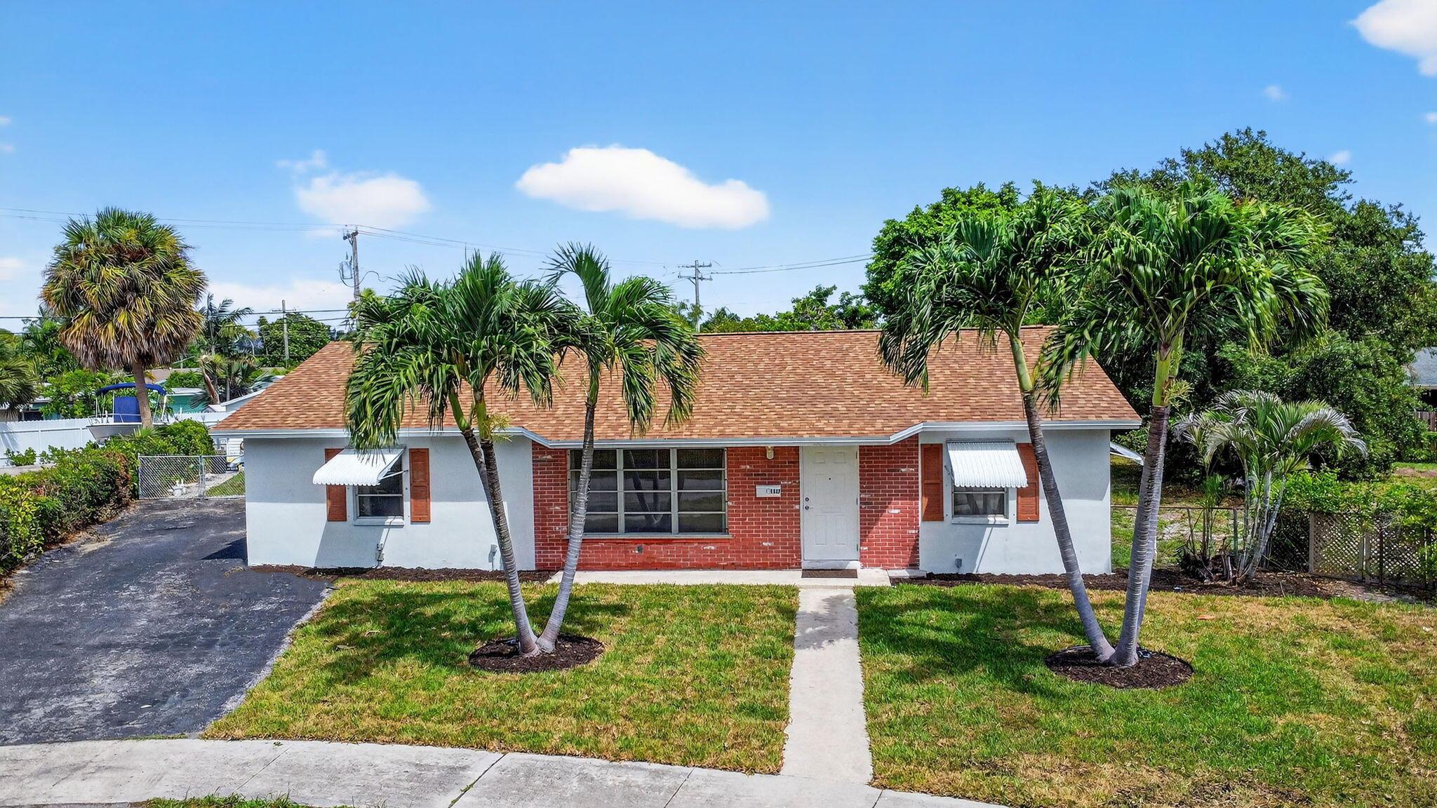 1337 W Broward Street