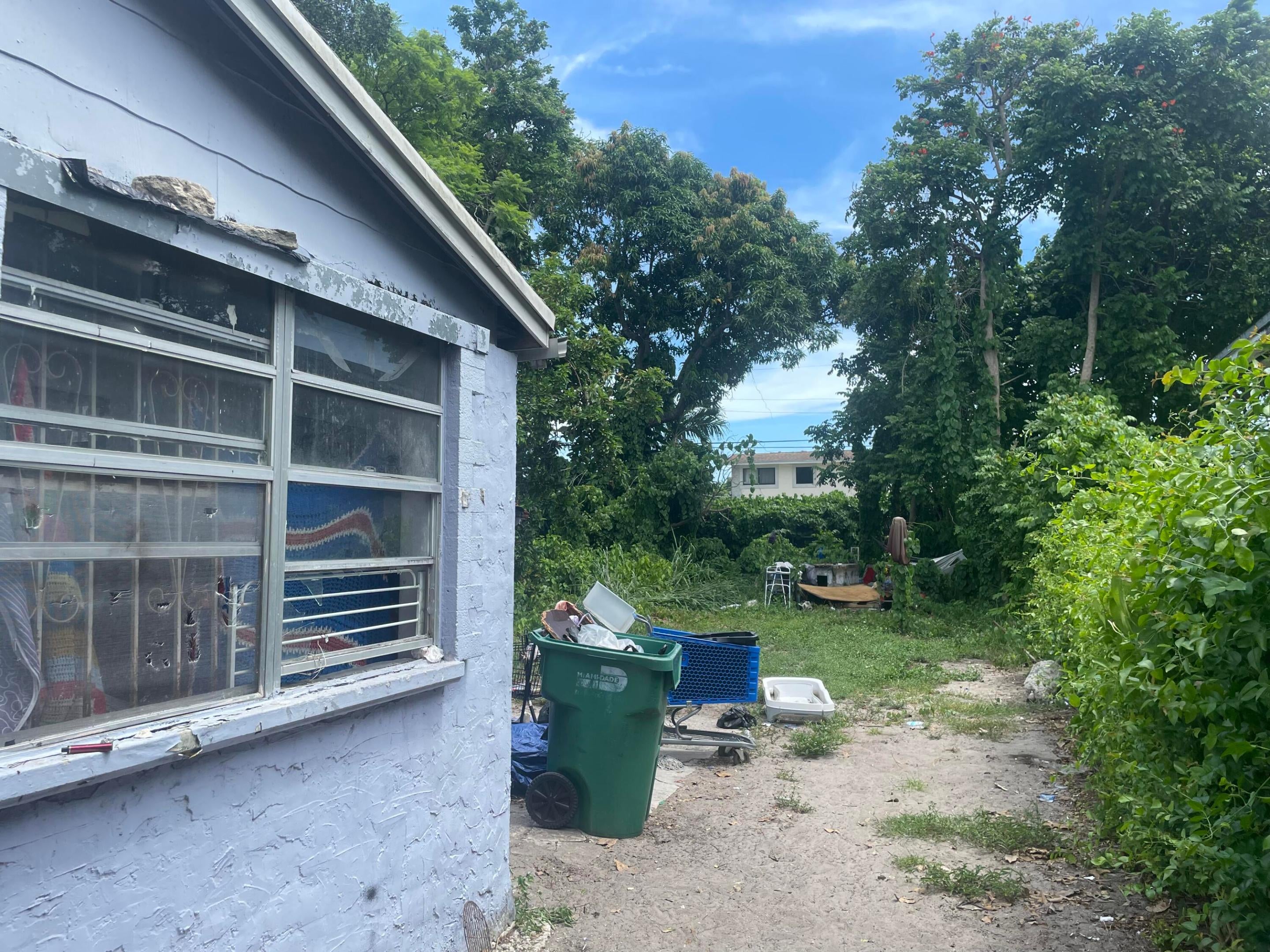 2470 NW 87TH Street