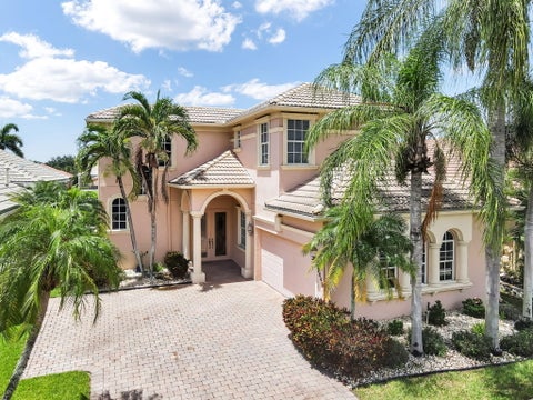 Photo of 7049 Veneto Drive, Boynton Beach, FL 33437 (MLS # B26049332)