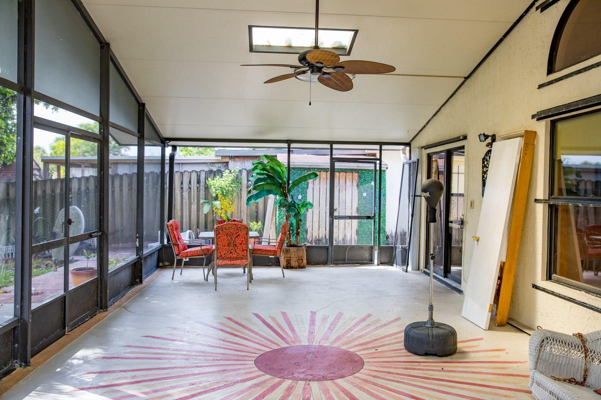 PARKER-UBER CENTER AT TAM - Residential Lease