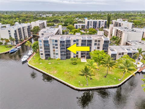Tiny photo for 7 Royal Palm Way, Boca Raton, FL 33432 (MLS # B26023262)