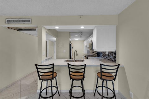 Tiny photo for 7 Royal Palm Way, Boca Raton, FL 33432 (MLS # B26023262)