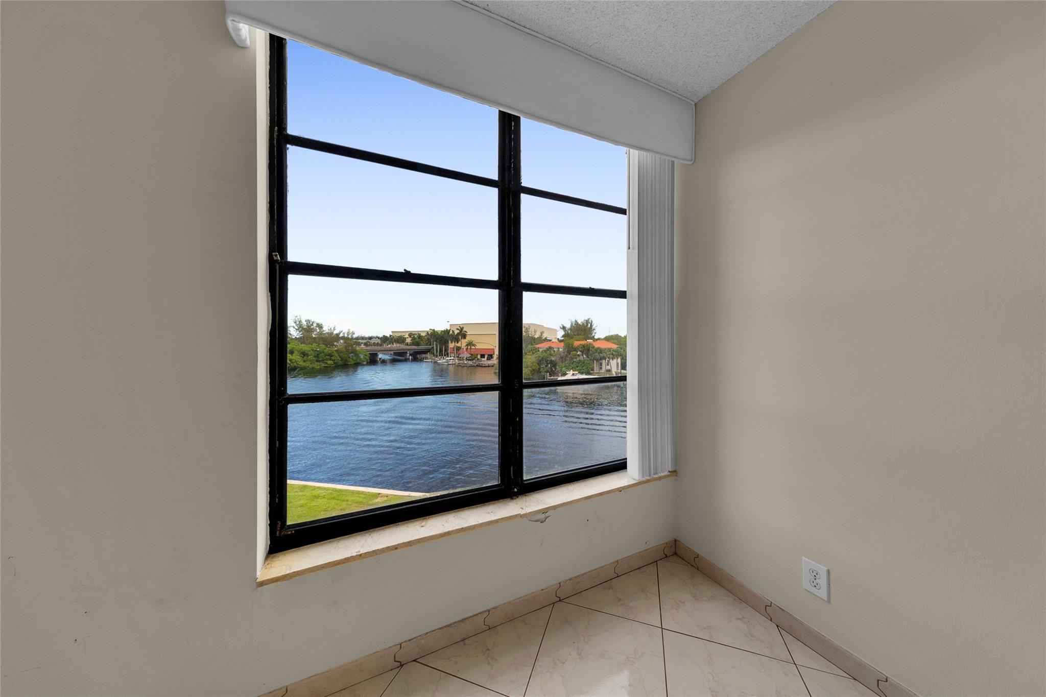 BOCA BAYOU CONDO - Residential