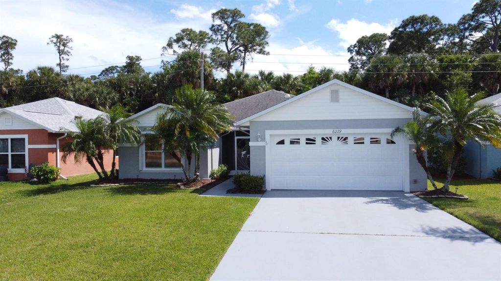 Photo of 6229 Alexandria Circle, Fort Pierce, FL 34982 (MLS # R10975934)