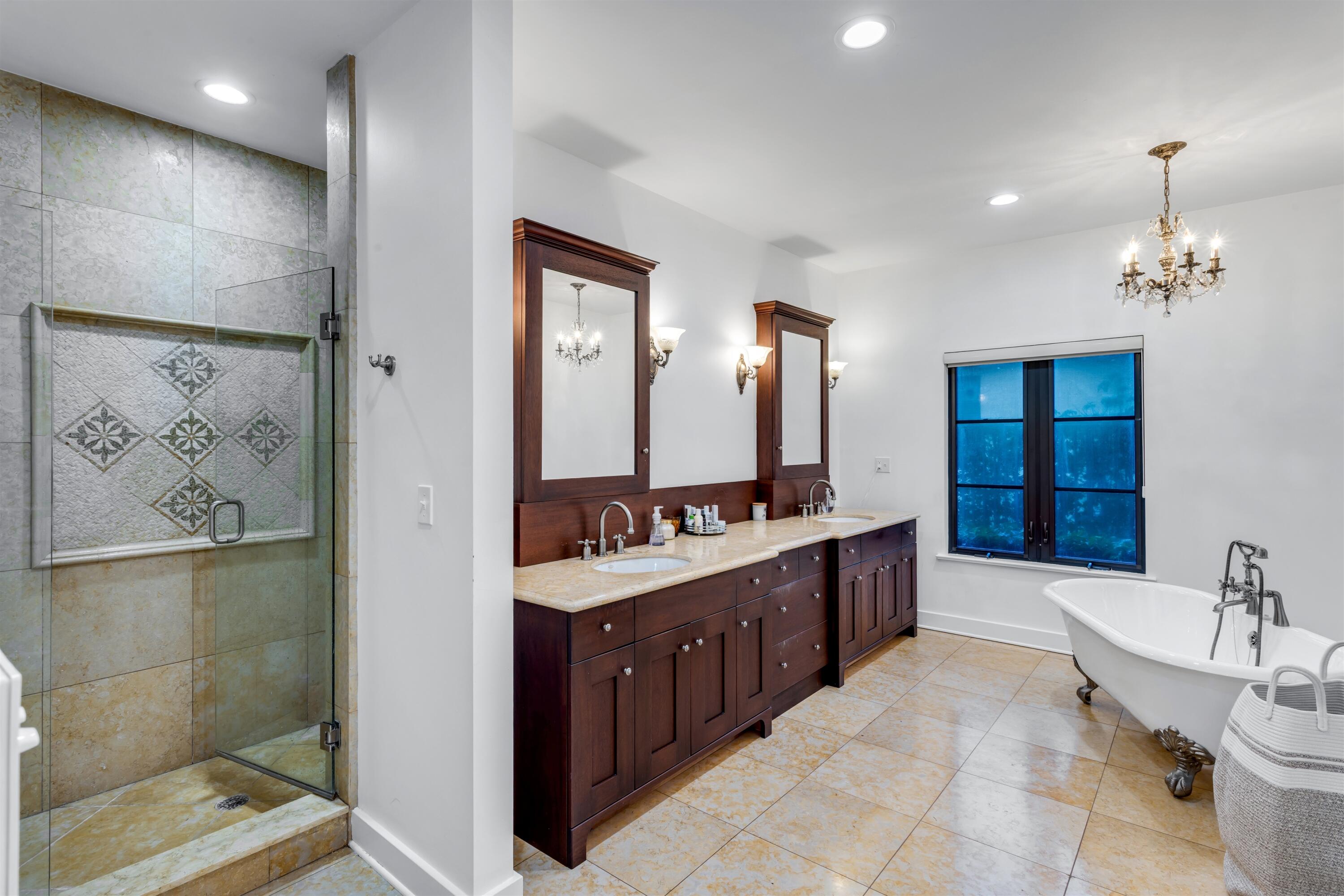 OLD FLORESTA - Residential