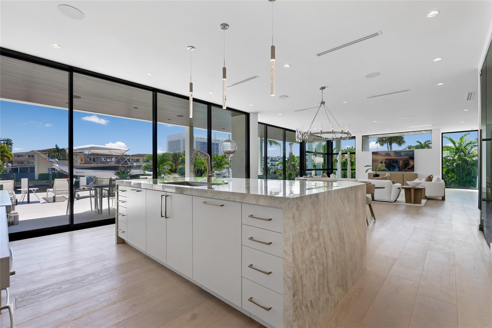 Lauderdale Harbors Sec A - Residential