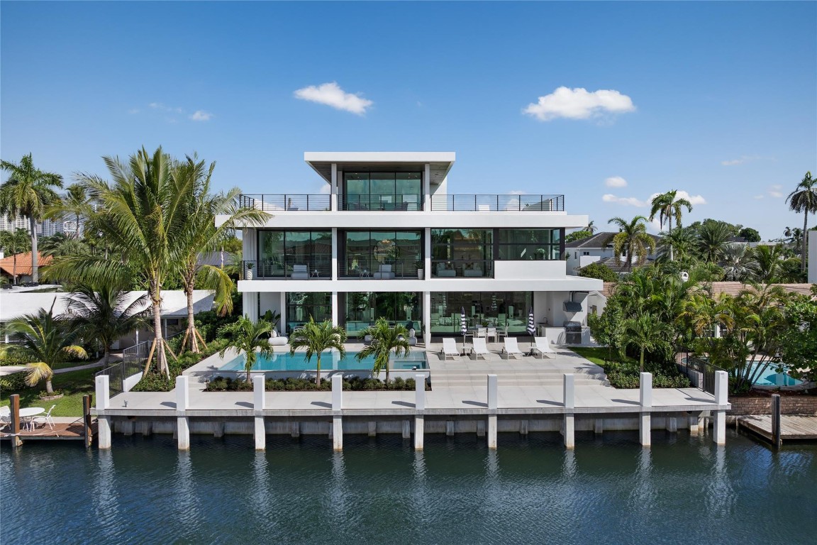 Lauderdale Harbors Sec A - Residential