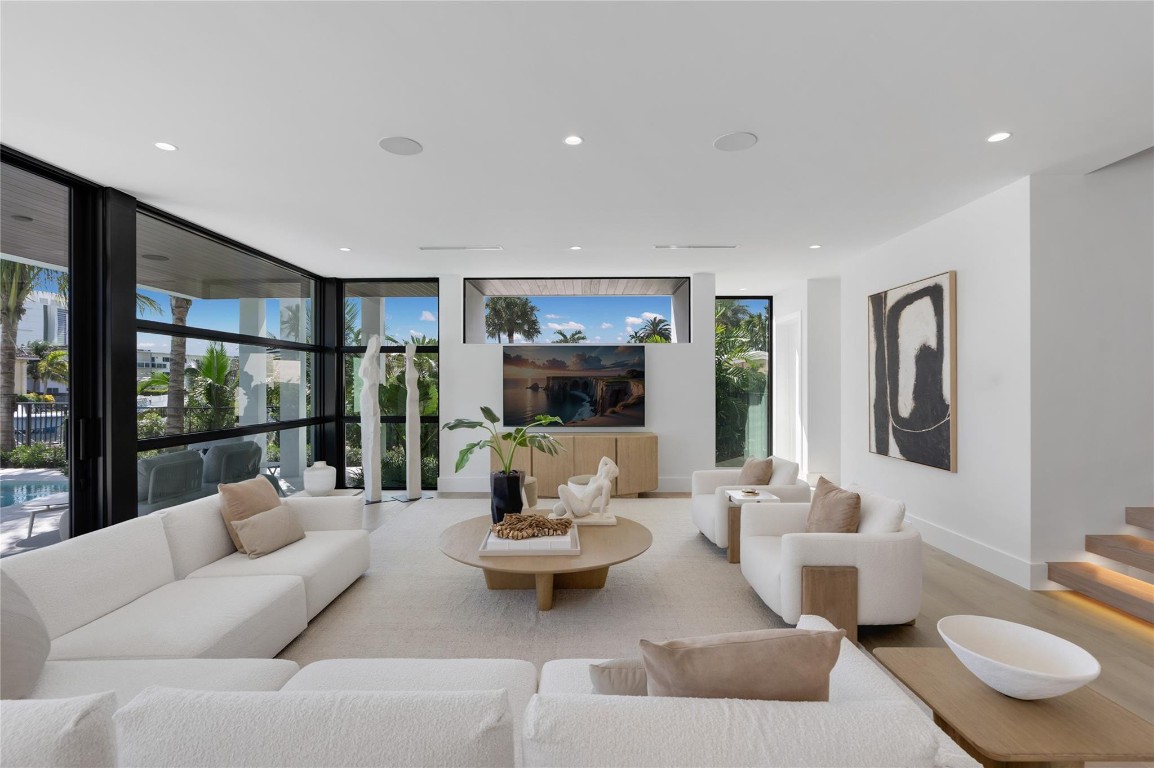 Lauderdale Harbors Sec A - Residential