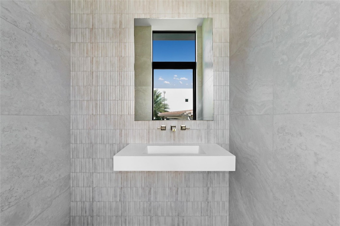 Lauderdale Harbors Sec A - Residential