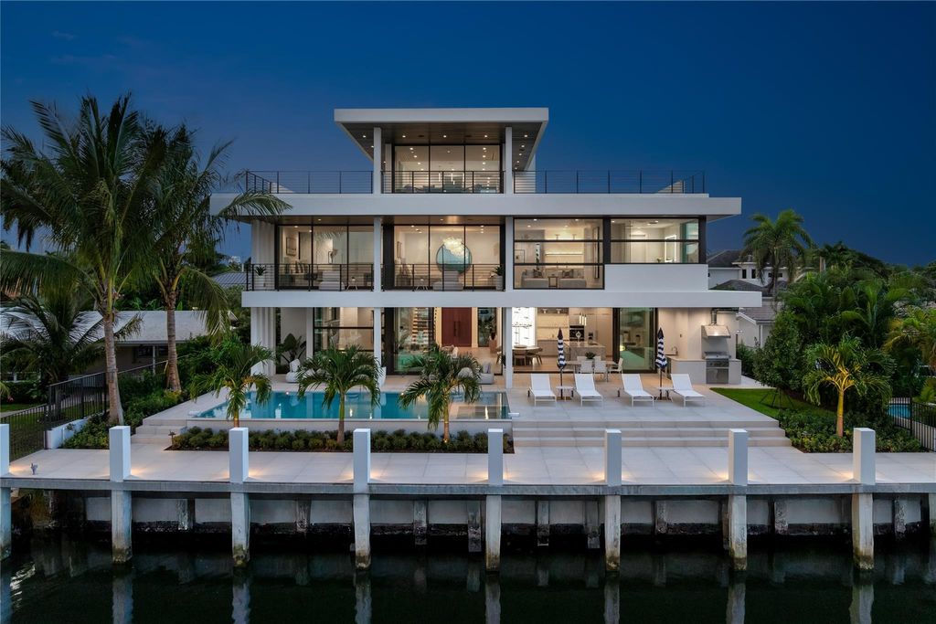 Photo of 1500 SE 14th Street, Fort Lauderdale, FL 33316 (MLS # F10525596)