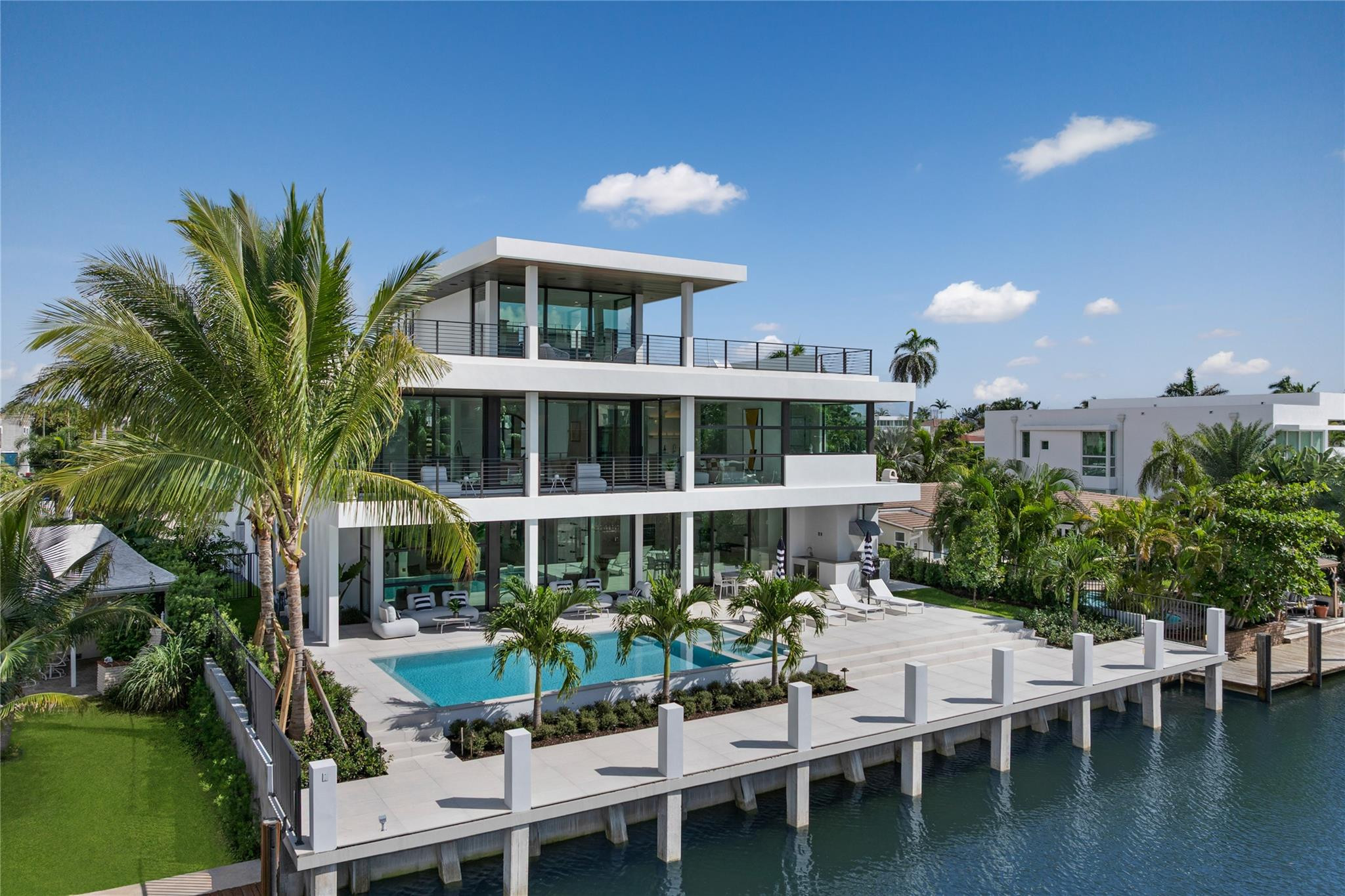 Lauderdale Harbors Sec A - Residential
