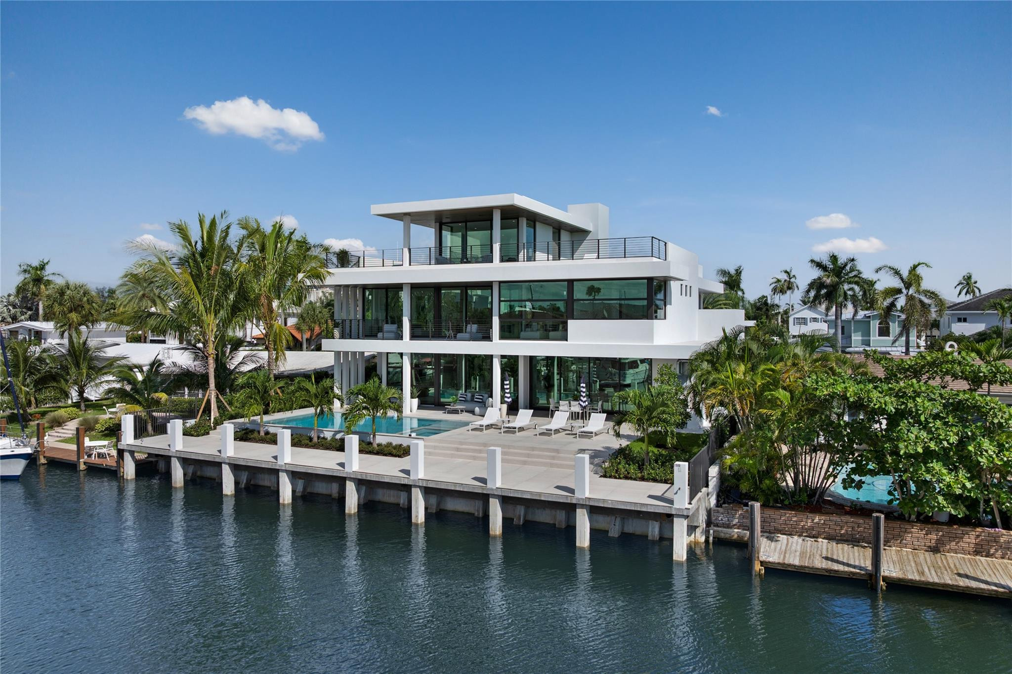 Lauderdale Harbors Sec A - Residential