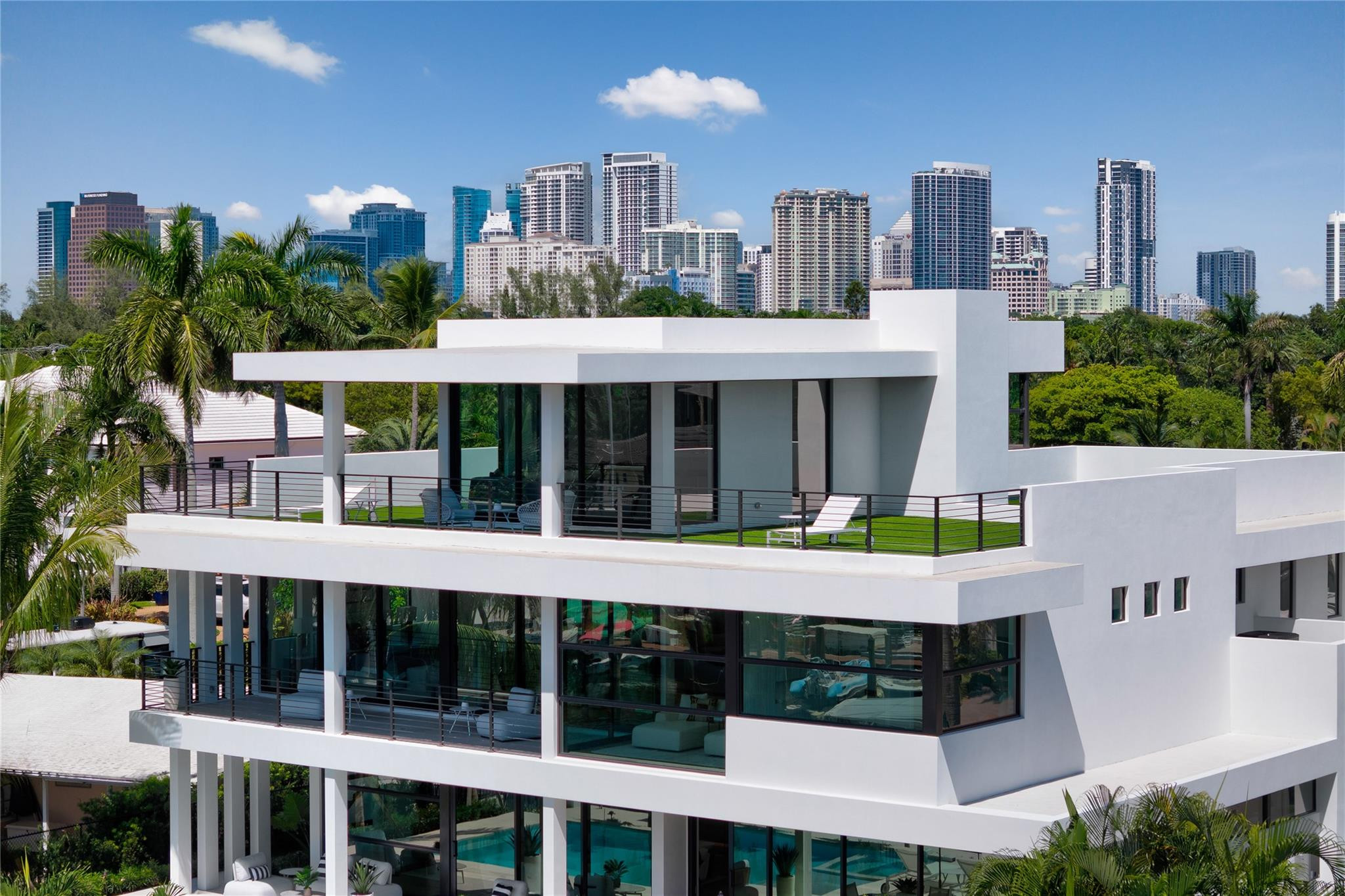 Lauderdale Harbors Sec A - Residential