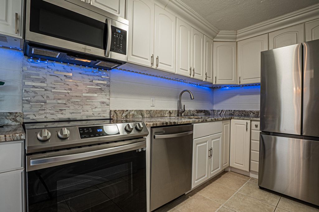 Photo of 1500 Presidential Way #602, West Palm Beach, FL 33401 (MLS # R11052527)