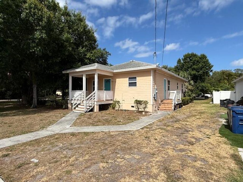 Photo of 18066 Limestone Creek Road, Jupiter, FL 33458 (MLS # R11145775)