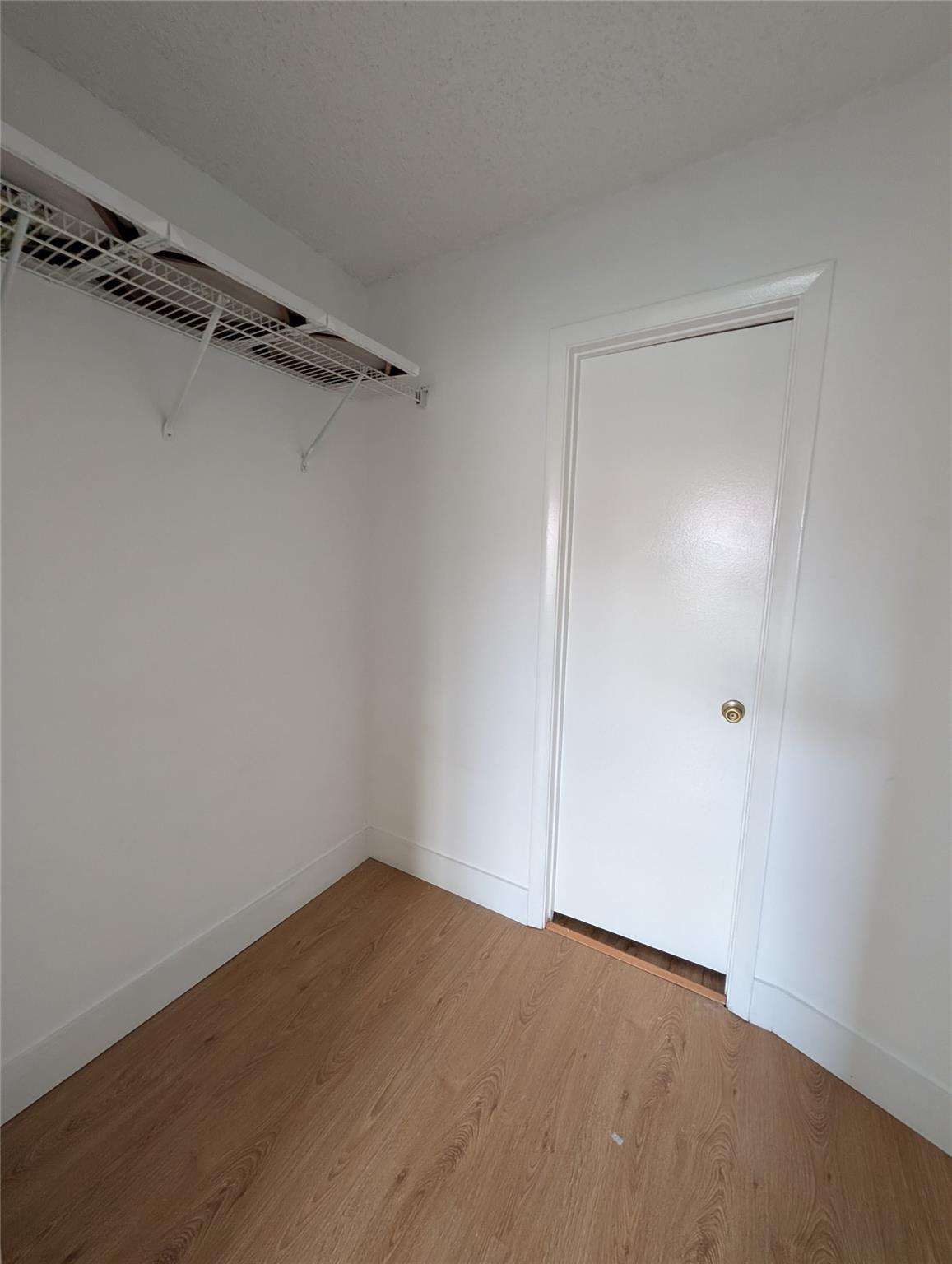 La Hacienda Country Club/ - Residential Lease