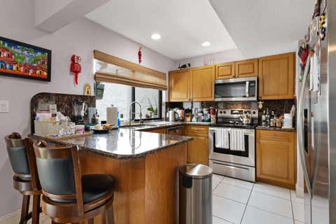 Tiny photo for 3015 Oaktree Lane #Unit 277, Hollywood, FL 33021 (MLS # B26048123)
