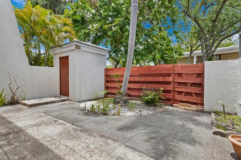 Tiny photo for 3015 Oaktree Lane #Unit 277, Hollywood, FL 33021 (MLS # B26048123)