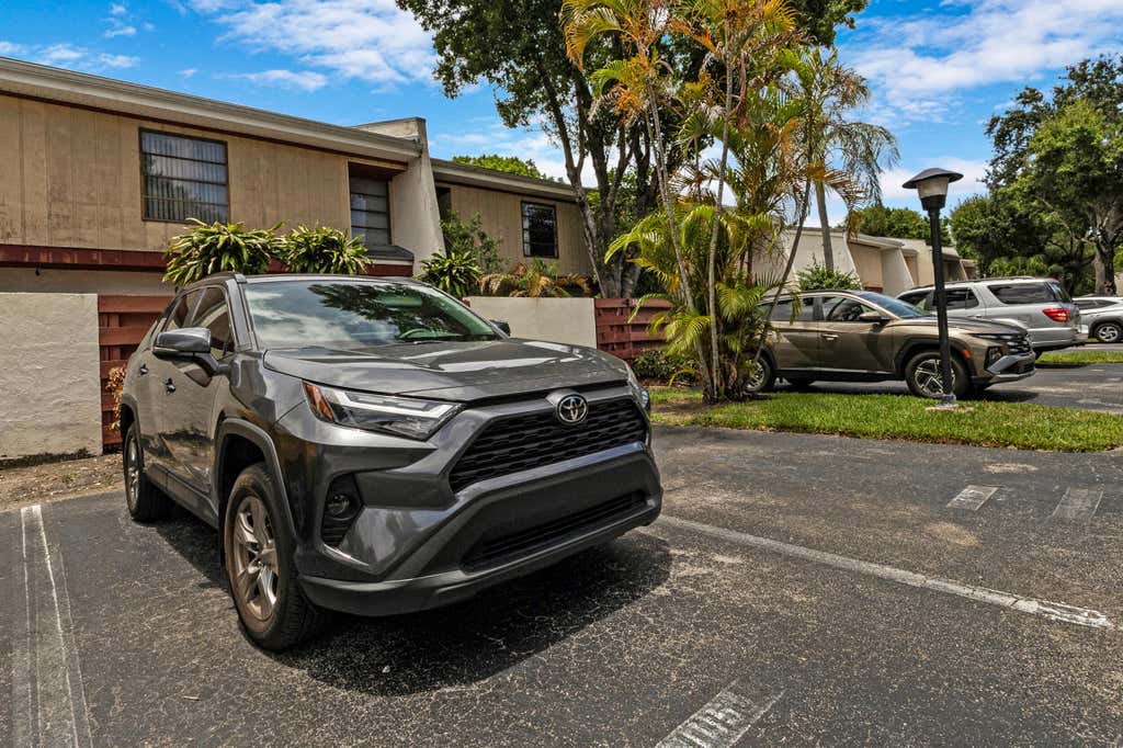 Photo of 4417 SW 27th Terrace, Fort Lauderdale, FL 33312 (MLS # B26048123)